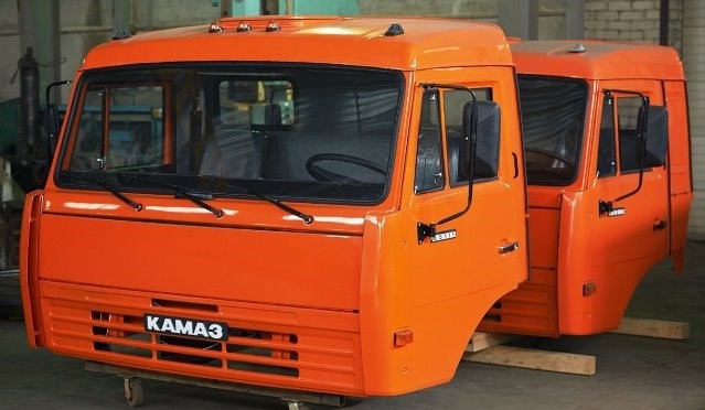 кабина высокая крыша; без спального места