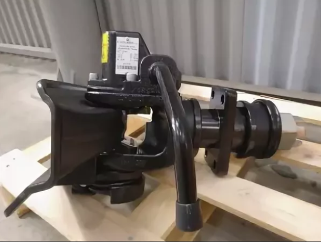 ТСУ GE403BO (Е 403, 40мм, жесткая сцепка, величина D = 70 kN, фланец 120х55)